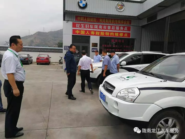 金錘鈑金，銀槍噴漆！龍江汽修值得信賴！